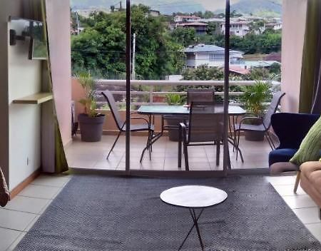 Orio Papeete Centre Apt W Pool Exteriör bild